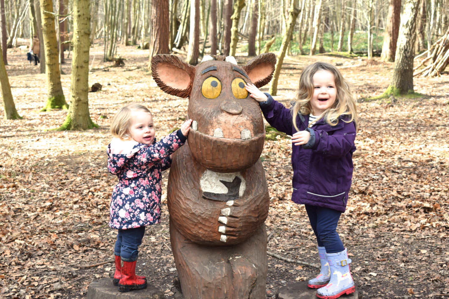 The Gruffalo Trail, Essex Gruffalo's Child with two little girls either side
